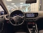 Volkswagen Polo 1.0 TSI Comfortline Business * Navigatie / LED / Camera / LM Velgen / NL Auto *