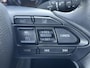 Toyota Yaris 1.5 HYBRID EXECUTIVE HEAD-UP PANO CLIMA PARK-SENSOR APPLE/ANDROID STOEL/STUURVERWARMING LM-VELG 17" BI-TONE