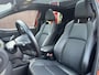 Toyota Yaris 1.5 HYBRID EXECUTIVE HEAD-UP PANO CLIMA PARK-SENSOR APPLE/ANDROID STOEL/STUURVERWARMING LM-VELG 17" BI-TONE
