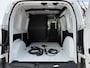 Renault Kangoo E-Tech 45kWh 122PK L1 Elektrisch 300km WLTP 98.5% (SOH) Climate Control Cruise Control LED Parkeersensoren Achter