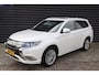 Mitsubishi Outlander 2.4 PHEV Instyle Opendak, 1e eigenaar, Dealer O.H. Adapttieve cruise, SOH = 82%
