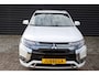 Mitsubishi Outlander 2.4 PHEV Instyle Opendak, 1e eigenaar, Dealer O.H. Adapttieve cruise, SOH = 82%