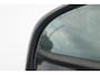 Volvo XC40 T2 Automaat Business Pro | Adaptive Cruise & Pilot Assist | Panoramisch Schuif-/kanteldak | Verwarmbare voorstoelen+stuur | AppleCarplay | Semi-elektr. inklapbare trekhaak | Keyless Entry | Park Assist & Camera Achter | DAB+ | Navigatie | 19'' Lichtmetalen wielen |