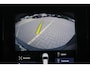 Volvo XC40 T2 Automaat Business Pro | Adaptive Cruise & Pilot Assist | Panoramisch Schuif-/kanteldak | Verwarmbare voorstoelen+stuur | AppleCarplay | Semi-elektr. inklapbare trekhaak | Keyless Entry | Park Assist & Camera Achter | DAB+ | Navigatie | 19'' Lichtmetalen wielen |