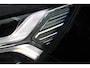 Volvo XC40 T2 Automaat Business Pro | Adaptive Cruise & Pilot Assist | Panoramisch Schuif-/kanteldak | Verwarmbare voorstoelen+stuur | AppleCarplay | Semi-elektr. inklapbare trekhaak | Keyless Entry | Park Assist & Camera Achter | DAB+ | Navigatie | 19'' Lichtmetalen wielen |