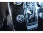Volvo V40 2.0 T3 Momentum | Stoelverwarming | LED | Sensoren | 17" | Cruise | Clima