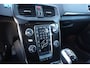 Volvo V40 2.0 T3 Momentum | Stoelverwarming | LED | Sensoren | 17" | Cruise | Clima