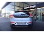 Volvo V40 2.0 T3 Momentum | Stoelverwarming | LED | Sensoren | 17" | Cruise | Clima