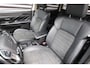 Mitsubishi Outlander 2.4 PHEV Intense één van de allerlaatste uit deze serie Outlanders! Navigatie, stoelverwarming SOH = 93,25%