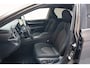 Toyota Camry 2.5 Hybrid Comfort [ LED Camera Lane-assist Clima ]