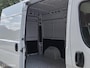 Peugeot Boxer Bestel 333 2.2 BlueHDi 140 L2H2 Premium