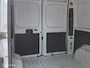 Peugeot Boxer Bestel 333 2.2 BlueHDi 140 L2H2 Premium