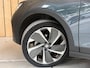 SEAT Arona 1.0 TSI FR Business Intense Alcantara | Apple CarPlay/Android Auto | Achteruitrijcamera | Cruise control adaptief | Climate control | LED verlichting | Lichtmetalen velgen | Voorstoelen verwarmd | Parkeersensoren voor en achter