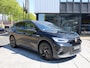 Volkswagen ID.4 Pro Business 77 kWh 150KW | Warmtepomp | Panodak | 360° | Head-up | Elektrische kofferklep |