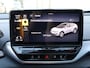 Volkswagen ID.4 Pro Business 77 kWh 150KW | Warmtepomp | Panodak | 360° | Head-up | Elektrische kofferklep |