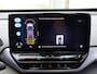 Volkswagen ID.4 Pro 77 kWh 150KW | Panodak | Warmtepomp | Head-up | Achteruitrijcamera | Keyless Go & Entry | Trekhaak | 19"Inch |