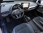 Volkswagen ID.4 Pro 77 kWh 150KW | Panodak | Warmtepomp | Head-up | Achteruitrijcamera | Keyless Go & Entry | Trekhaak | 19"Inch |