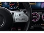Mercedes-Benz A-klasse 180 Business Solution AMG (PANORAMADAK, STOELVERWARMING, SFEERVERLICHTING, CAMERA, PARKEERSENSOREN)