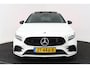 Mercedes-Benz A-klasse 180 Business Solution AMG (PANORAMADAK, STOELVERWARMING, SFEERVERLICHTING, CAMERA, PARKEERSENSOREN)