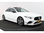 Mercedes-Benz A-klasse 180 Business Solution AMG (PANORAMADAK, STOELVERWARMING, SFEERVERLICHTING, CAMERA, PARKEERSENSOREN)