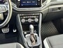 Volkswagen T-Roc 1.5 TSI Sport | Beats | LED | ACC | Virtual | Carplay | Camera | Nwe banden | Stoelverw | Rijklaar + nieuwe apk