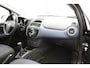 Fiat Punto Evo 1.2 Dynamic zeer nette hatchback met airco met nieuwe APK bij aflevering