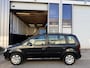 Volkswagen Touran 1.6-16V FSI Business|APK|Trekhaak|Airco