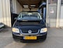 Volkswagen Touran 1.6-16V FSI Business|APK|Trekhaak|Airco