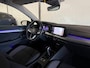 Volkswagen Golf 1.0 TSI Navi|Virtual|Sfeer|Camera|Carplay|LED|Dealer Onderhouden !!