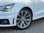 Audi A1 Sportback 1.2 TFSI S-Line 5-Deurs Cruise Navigatie Two-Tone Airco Orig.NL 17 Inch Uitstraling!