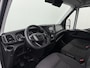 IVECO Daily 35S14 Bakwagen+Laadklep | 1000Kg Laadvermogen | Airco | Camera | Cruise | 3-Zits | Dakspoiler