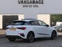 Audi A3 Sportback 45 TFSI e S-line Competition | Black optic | Panoramadak | Elektrisch verstelbare alcantara-/lederen sportstoelen | Maxtrix LED | Apple-/Android Carplay | Sportstuur | Sfeerverlichting