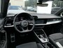 Audi A3 Sportback 45 TFSI e S-line Competition | Black optic | Panoramadak | Elektrisch verstelbare alcantara-/lederen sportstoelen | Maxtrix LED | Apple-/Android Carplay | Sportstuur | Sfeerverlichting
