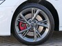 Audi A3 Sportback 45 TFSI e S-line Competition | Black optic | Panoramadak | Elektrisch verstelbare alcantara-/lederen sportstoelen | Maxtrix LED | Apple-/Android Carplay | Sportstuur | Sfeerverlichting