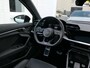 Audi A3 Sportback 45 TFSI e S-line Competition | Black optic | Panoramadak | Elektrisch verstelbare alcantara-/lederen sportstoelen | Maxtrix LED | Apple-/Android Carplay | Sportstuur | Sfeerverlichting
