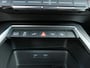 Audi A3 Sportback 45 TFSI e S-line Competition | Black optic | Panoramadak | Elektrisch verstelbare alcantara-/lederen sportstoelen | Maxtrix LED | Apple-/Android Carplay | Sportstuur | Sfeerverlichting