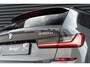 BMW 3-Serie Touring 330e High Executive M Sport / DRAVIT GRAU / PANO / 360 CAMERA / HUD / CARBON / TREKHAAK