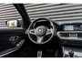 BMW 3-Serie Touring 330e High Executive M Sport / DRAVIT GRAU / PANO / 360 CAMERA / HUD / CARBON / TREKHAAK