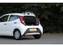 Toyota Aygo 1.0 VVT-i x-fun / Airco / Bluetooth / Elektrische ramen / Multifunctioneel stuurwiel