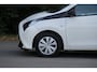 Toyota Aygo 1.0 VVT-i x-fun / Airco / Bluetooth / Elektrische ramen / Multifunctioneel stuurwiel
