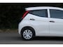 Toyota Aygo 1.0 VVT-i x-fun / Airco / Bluetooth / Elektrische ramen / Multifunctioneel stuurwiel