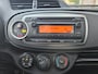 Toyota Yaris 1.0 VVT-i Aspiration Airco! Trekhaak! 5-Deurs! Nette Auto!