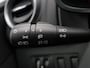 Renault Clio Estate 0.9 TCe Limited | Cruise Control | Airconditioning | Navigatiesysteem | Bluetooth | Parkeersensoren achter | Getint Glas | Lichtmetalen Velgen | Trekhaak |