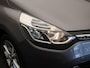 Renault Clio Estate 0.9 TCe Limited | Cruise Control | Airconditioning | Navigatiesysteem | Bluetooth | Parkeersensoren achter | Getint Glas | Lichtmetalen Velgen | Trekhaak |