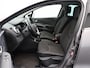 Renault Clio Estate 0.9 TCe Limited | Cruise Control | Airconditioning | Navigatiesysteem | Bluetooth | Parkeersensoren achter | Getint Glas | Lichtmetalen Velgen | Trekhaak |