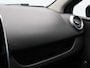 Renault Clio Estate 0.9 TCe Limited | Cruise Control | Airconditioning | Navigatiesysteem | Bluetooth | Parkeersensoren achter | Getint Glas | Lichtmetalen Velgen | Trekhaak |