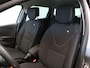 Renault Clio Estate 0.9 TCe Limited | Cruise Control | Airconditioning | Navigatiesysteem | Bluetooth | Parkeersensoren achter | Getint Glas | Lichtmetalen Velgen | Trekhaak |