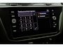 Volkswagen Tiguan 1.4 TSI DSG Plug-in Hybrid Life Virtual Cockpit, ACC, Camera, Apple CarPlay, PDC, Stoelverwarming, 17”