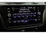 Volkswagen Tiguan 1.4 TSI DSG Plug-in Hybrid Life Virtual Cockpit, ACC, Camera, Apple CarPlay, PDC, Stoelverwarming, 17”