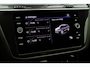Volkswagen Tiguan 1.4 TSI DSG Plug-in Hybrid Life Virtual Cockpit, ACC, Camera, Apple CarPlay, PDC, Stoelverwarming, 17”
